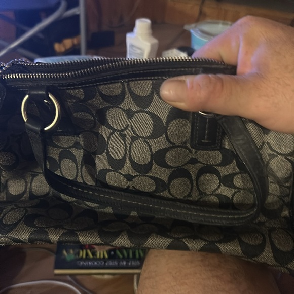 Coach - Picture 3 of 3